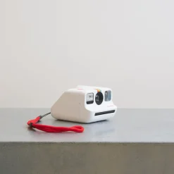 1907 IMPOSSIBLE High-tech-Appareil photo Polaroid Go White