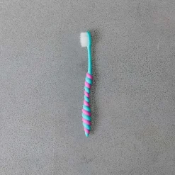 2235 TWIZZLEY Brosse À Dents Et Dentifrice|Accessoires De Salle De Bain-Brosse à dent - Cyan & Magenta