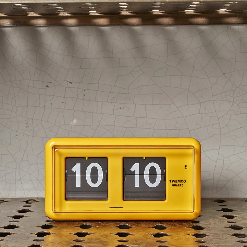 1644 TWEMCO Horloges-Horloge QT 30 - Jaune - Twemco