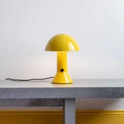 1437 MARTINELLI LUCE Lampes-Lampe de table Elmetto - Jaune