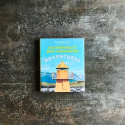 1212 INTERART Livres-Livre - Accientally Wes Anderson : Adventures