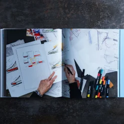 748 MARSTON BOOK SERVICES Livres-Livre - From Soul to Sole, the Adidas sneakers of Jacques Chassaing