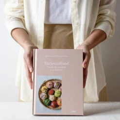 745 INTERFORUM Livres-Livre - The Social Food