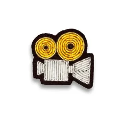 Femme MACON & LESQUOY Pin's|Pin's-Macon & Lesquoy - Broche - Camera