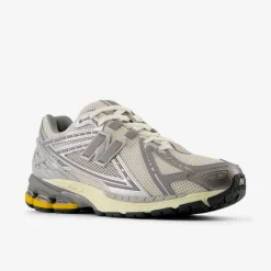 Femme New Balance Baskets-- Baskets 1906 RRD - Gris